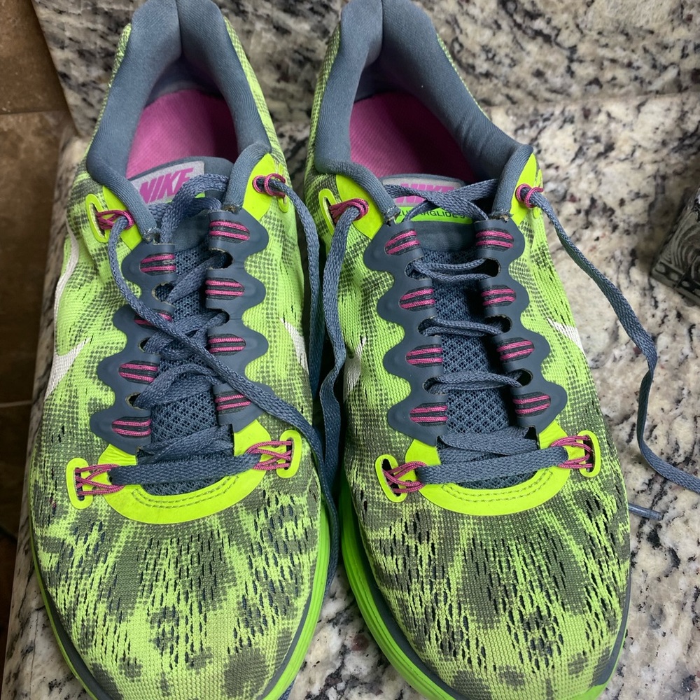 Women’s Nike lunar glide 5 shoes